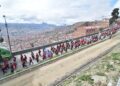 Una facción de la Federación Túpac Katari baja de El Alto para cercar la plaza Murillo