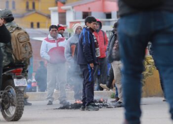 Defensoría del Pueblo insta al diálogo ante crisis económica