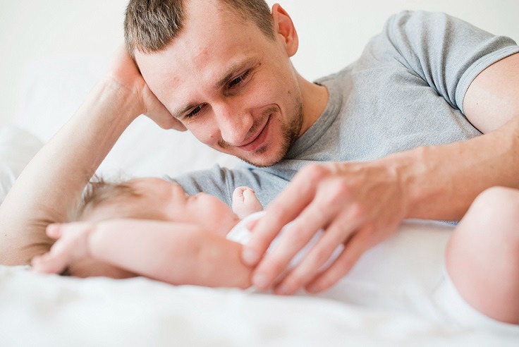 Más tiempo en familia: Nestlé amplía la licencia de paternidad para sus colaboradores