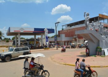 YPFB garantiza provisión de 280.000 litros diarios de combustibles en Beni
