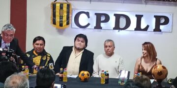 «Sergio Luna – La pelota es mi vida» fue presentado por el ídolo de The Strongest