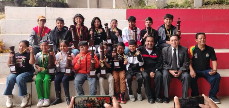 Veizaga y Mamani vencen en Sub-15 del Clasificatorio al Sudamericano Escolar