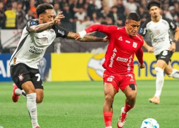 Corinthians tropieza en casa 1-1 contra América de Cali y se complica su futuro en la Sudamericana
