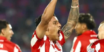 Estudiantes arrasa en Santiago por Libertadores