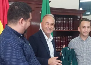 Costa es optimista sobre tres jugadores suspendidos en el exterior