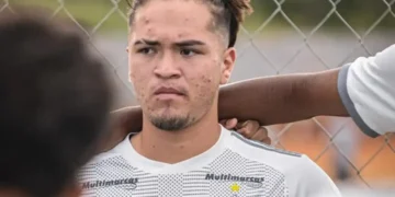 Pérez se entrena en la primera del Atlético Mineiro