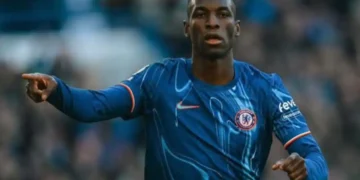 Jackson vuelve al once del Chelsea, Lo Celso suplente en el Betis