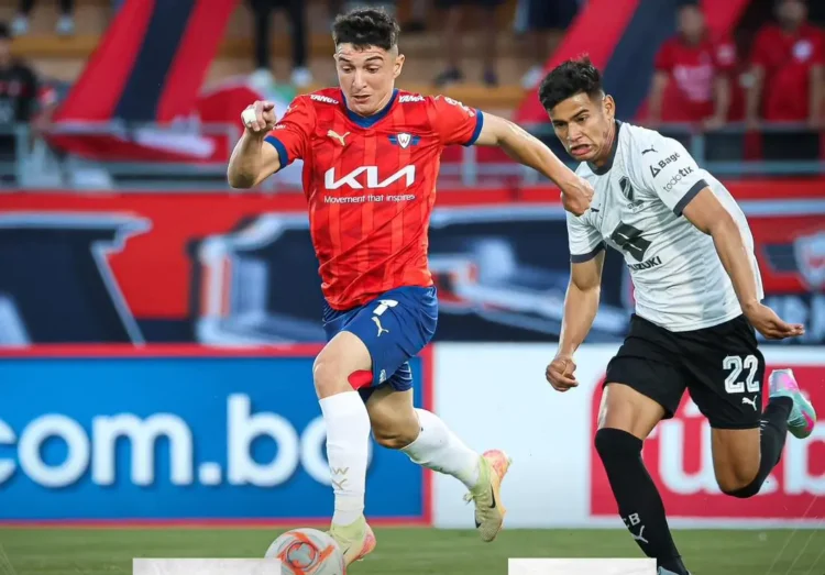 Bolívar pierde los papeles y Wilstermann le gana 3-2