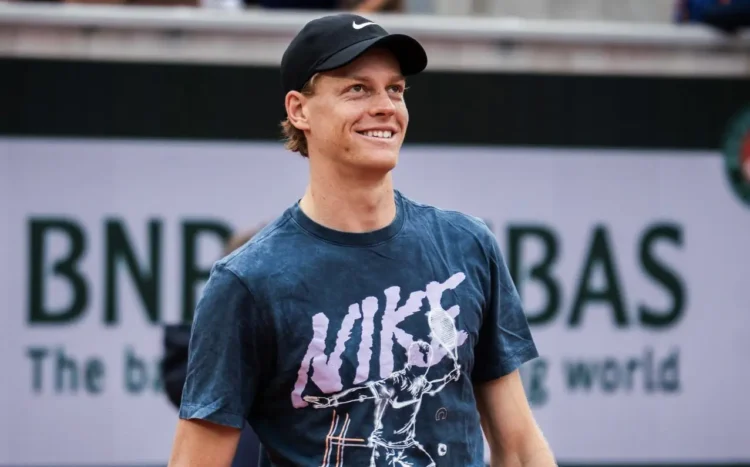 Sinner derrota a Gasquet, que cuelga la raqueta en Roland Garros