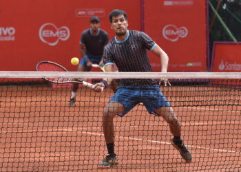 Zeballos y Arias tienen un debut arrollador en el Punta del Este Open