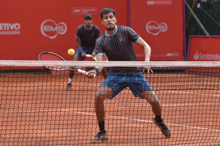 Zeballos y Arias tienen un debut arrollador en el Punta del Este Open