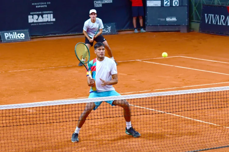 Zeballos y Prado acceden a semifinales del Brasil Tennis Open