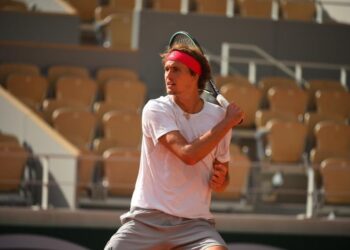 Zverev, primer sembrado, sucumbe ante Fils en los octavos de Miami