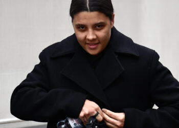 La jugadora del Chelsea Sam Kerr es juzgada por haber tratado a un policía de ‘estúpido y blanco’