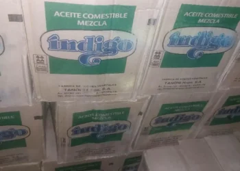 Decomisan 27.000 litros de aceite valuados en Bs 2 millones