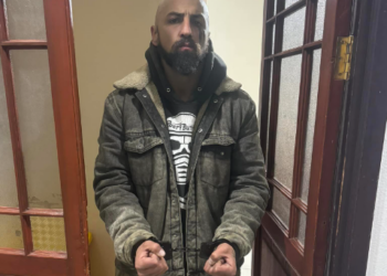 Del Castillo dice que el activista ambiental Giacoman destruyó una patrulla policial