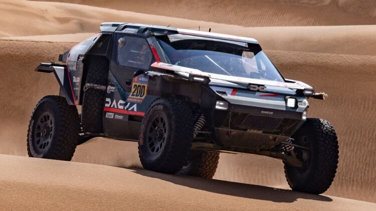 Al-Attiyah gana la 9ª etapa del Dakar y Al-Rajhi es el nuevo líder en coches