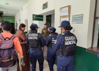 Alcaldía de La Paz sanciona a más de 500 choferes por incremento ilegal de pasajes