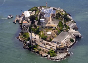 alcatraz.jpg