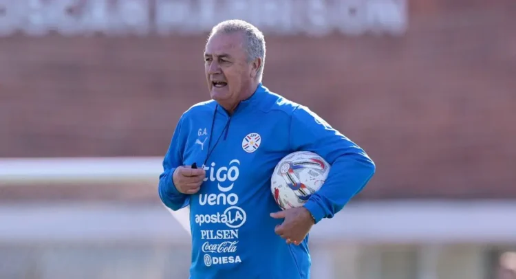 Alfaro defiende a Bobadilla: ‘El fútbol es un juego pasional’
