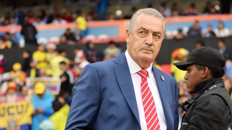 A Paraguay le ‘costó’ sostener la pelota pero hizo la tarea, dice DT Alfaro