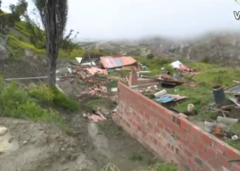 Deslizamiento en Alpacoma afecta el recojo de basura en La Paz