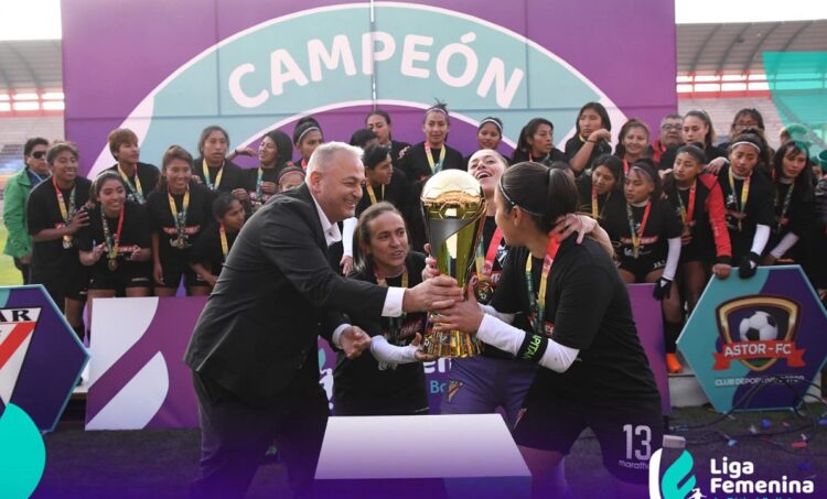 Always Ready es tricampeona de la Liga Femenina