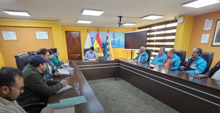 ANH garantiza suministro de combustible para la Alcaldía de La Paz