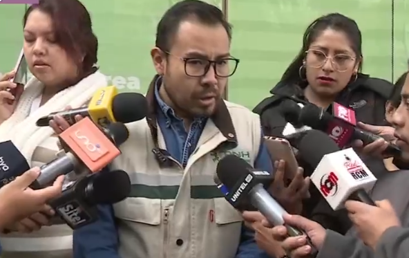 ANH asegura combustible y convoca a una reunión a transportistas de Yungas