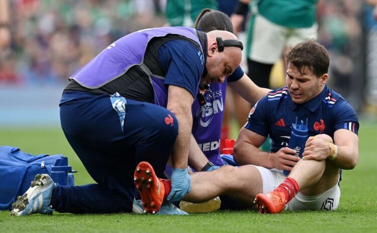 Antoine Dupont anuncia que sufre una rotura de ligamentos de la rodilla