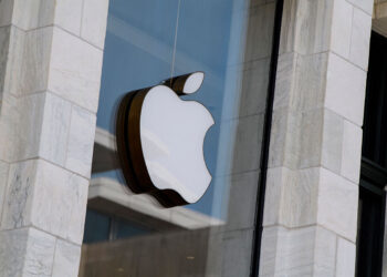 apple.jpg