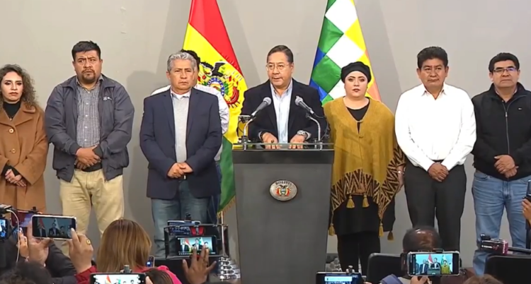 Gobierno declara emergencia nacional por las lluvias que golpean al país