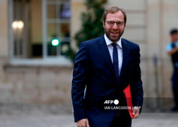 armand_economia.jpg