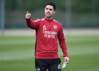 El español Mikel Arteta renueva como entrenador del Arsenal
