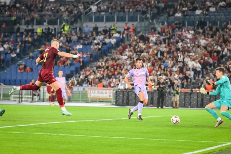 El Athletic empata en Roma en su regreso a Europa