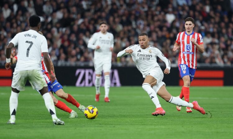 Real Madrid y el Atlético dejan viva LaLiga tras empatar en el derbi
