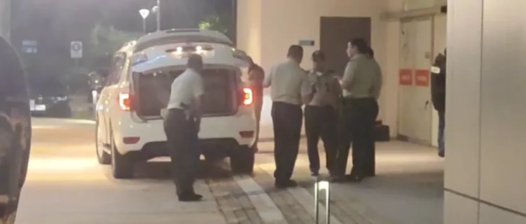 La Policía precintó el vehículo de las víctimas