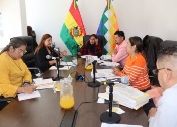 La Comisión de Ética procesa las denuncias contra diputados, entre ellos la de Jáuregui
