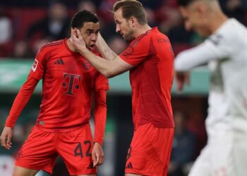Bayern de Múnich remonta en Augsburgo pero teme por Musiala