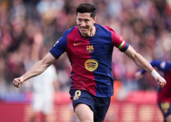 Barcelona gana por la mínima al Alavés y se coloca a 4 puntos del Real Madrid