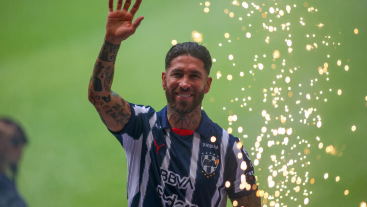 Ramos llega al Monterrey en busca de más títulos y no «vivir del pasado»