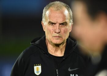 Bielsa niega que polémica tras dichos de Suárez pese en rendimiento de Uruguay