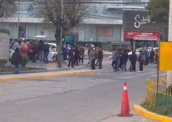 Paro del transporte cumple segundo día y los bloqueos se intensifican