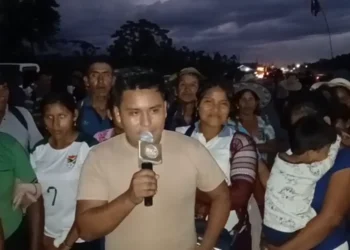 Tránsito reporta al menos 10 puntos de bloqueo del evismo