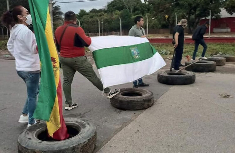 bloqueo_santa_cruz.jpg
