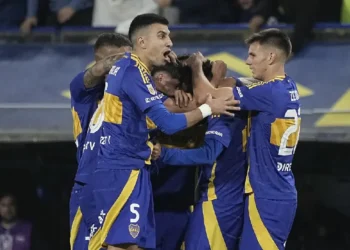 Boca empieza su aventura en los octavos del Apertura argentino