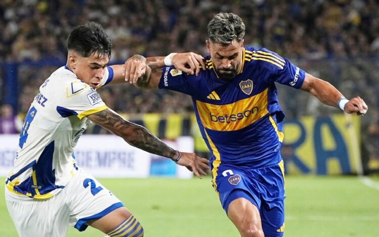Boca sufre insultos tras la eliminación pero gana y respira