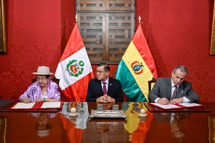 Bolivia y Perú fortalecen integración económica y cooperación en reunión de cancilleres