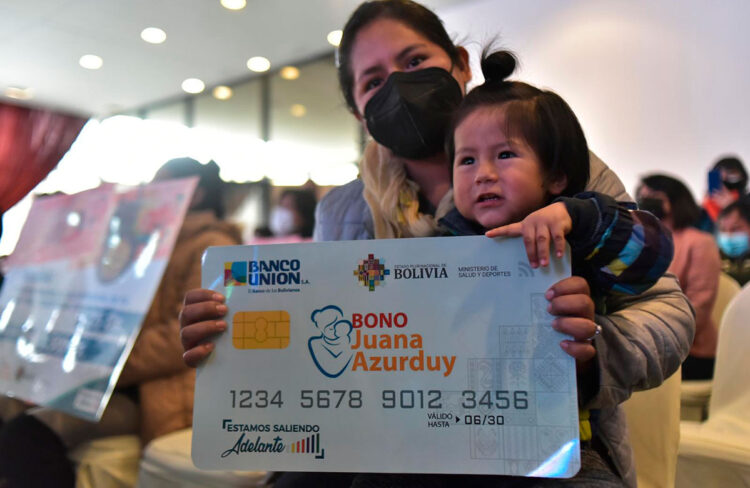 Ahora las mamás solo necesitan su carnet de identidad para su subsidio y bono Juana Azurduy