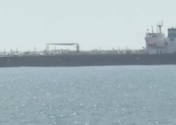 Tres buques con 90 millones de litros de combustibles llegan a Sica Sica